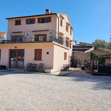 Apartmani Barbara Brseč Zewnętrze zdjęcie