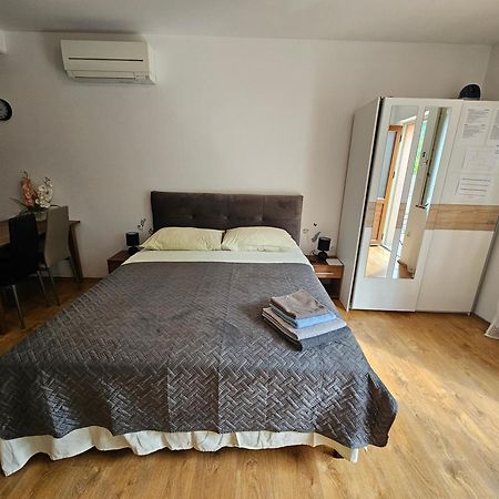 Apartmani Barbara Brseč Zewnętrze zdjęcie