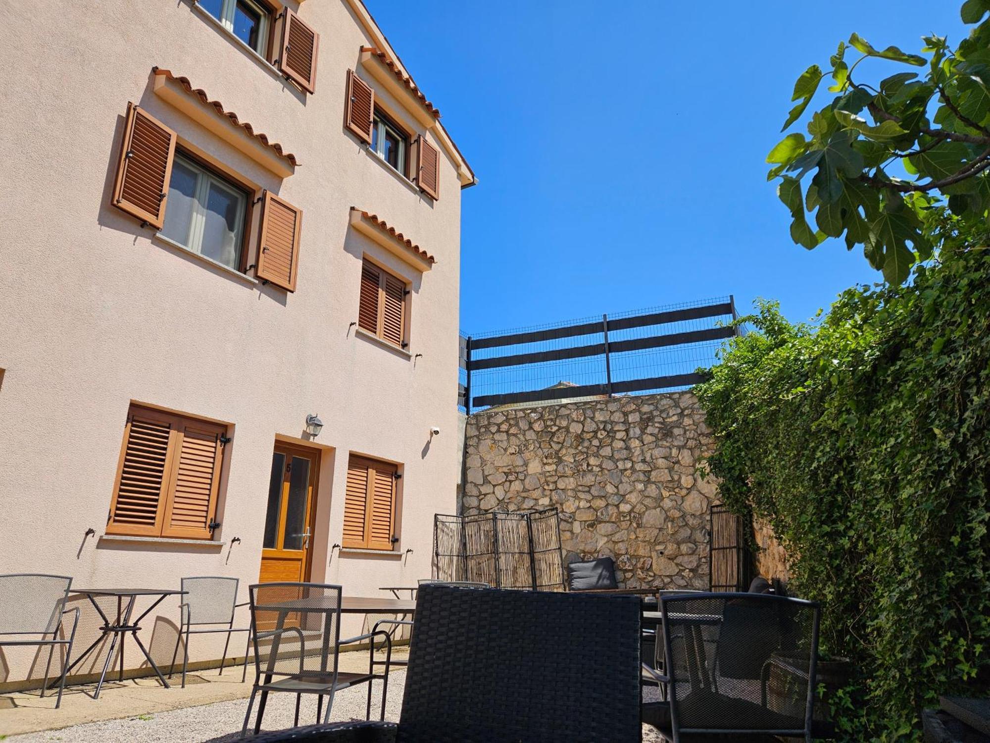 Apartmani Barbara Brseč Zewnętrze zdjęcie
